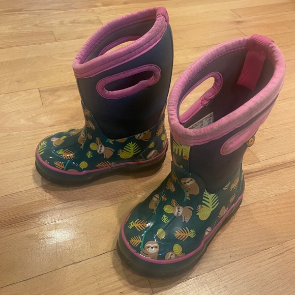 Toddler Neo Classic Insulated Bogs - Picture 1 of 3